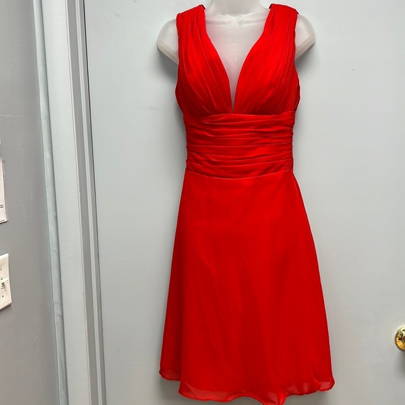 Hebeos Women’s Red Prom/Party Dress - Picture 1 of 6